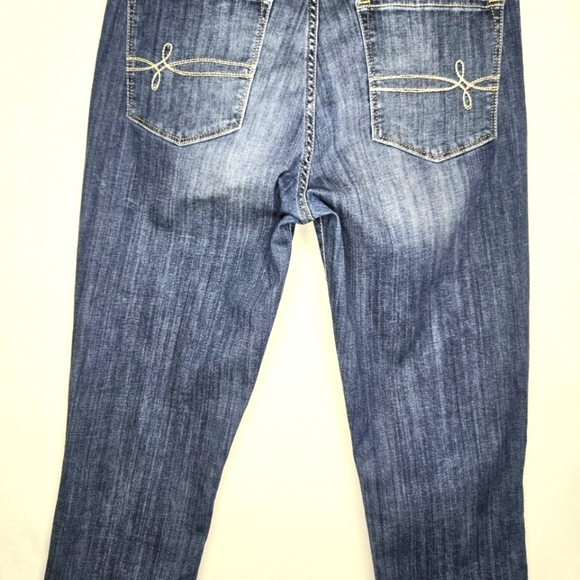 Levis Denizen High Rise Ankle Jean. Size 10/30 - Picture 9 of 13